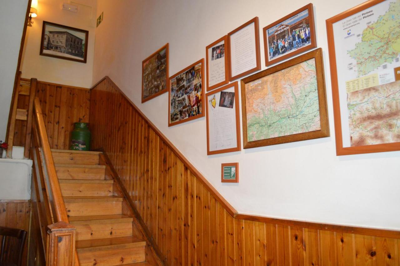 Hostal Pas De La Pera Aransa ภายนอก รูปภาพ