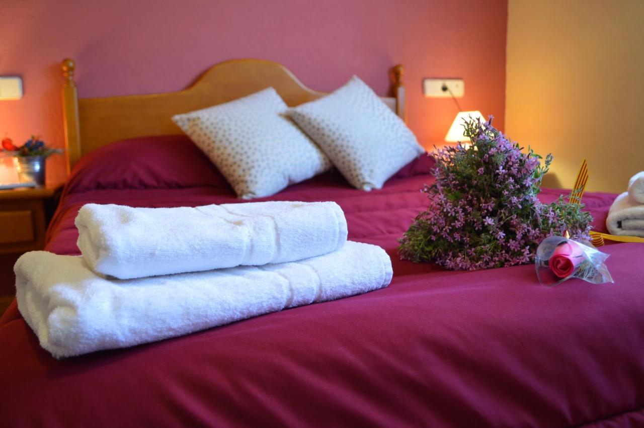 Hostal Pas De La Pera Aransa ภายนอก รูปภาพ