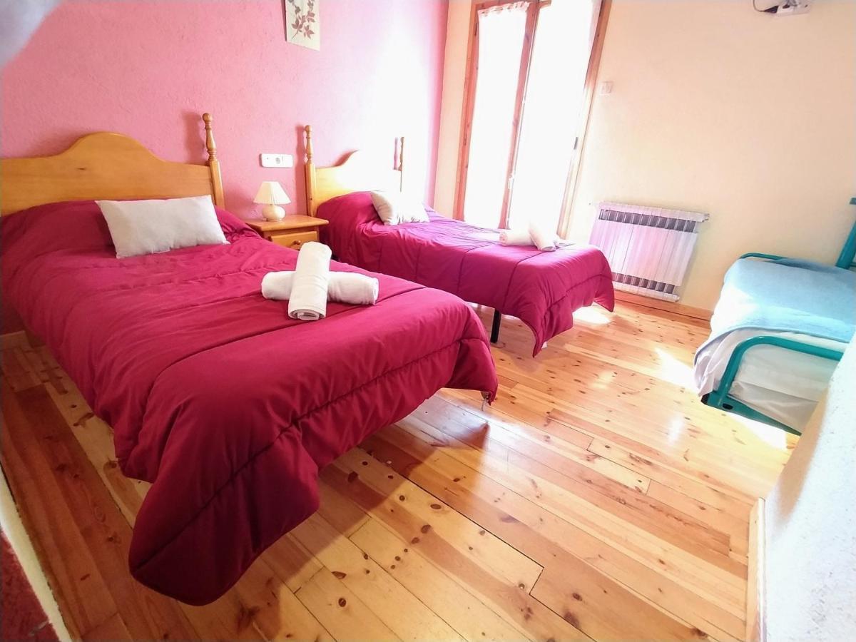 Hostal Pas De La Pera Aransa ภายนอก รูปภาพ